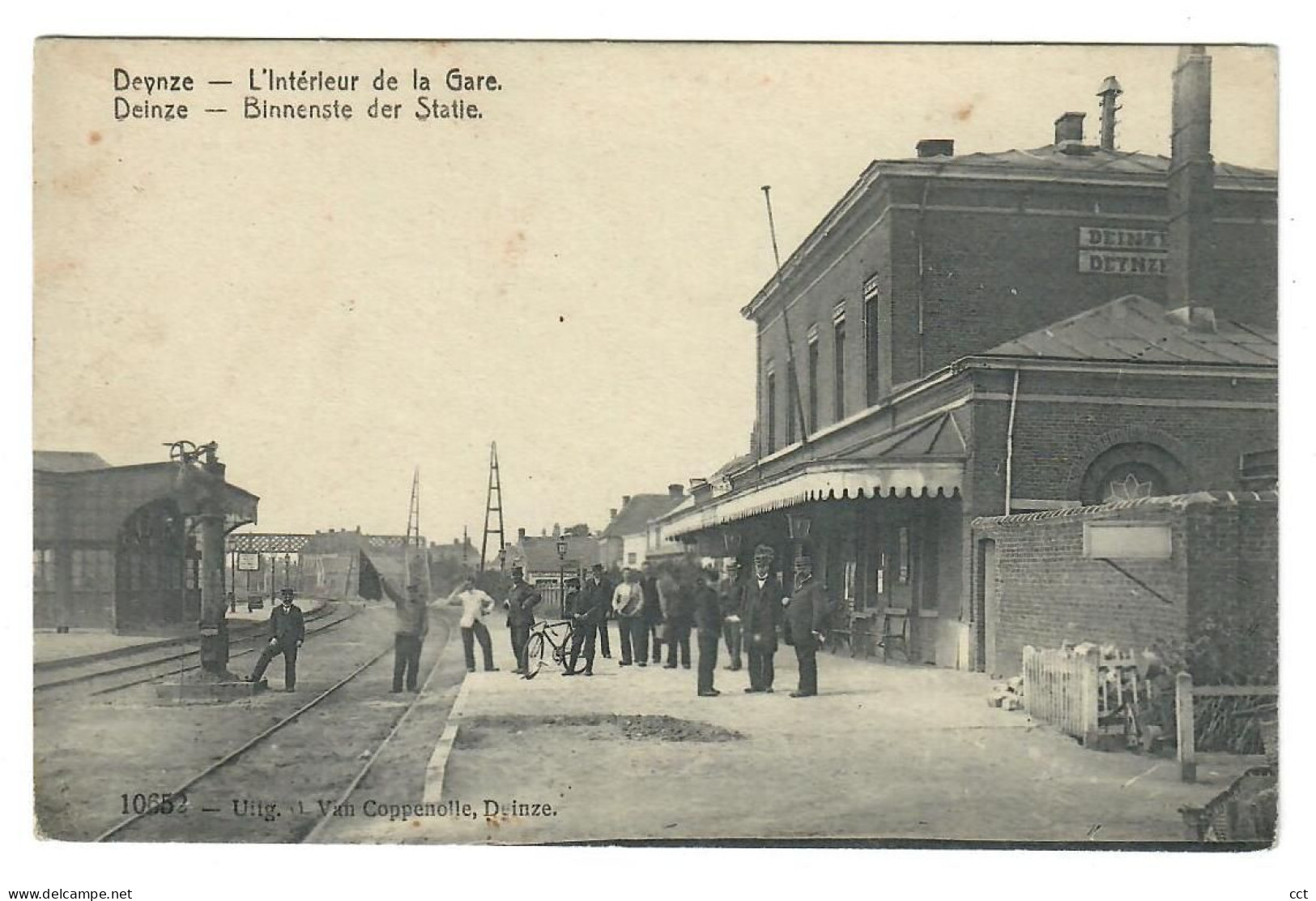 Deynze  Deinze   L'Intérieur De La Gare  Binnenste Der Statie - Deinze