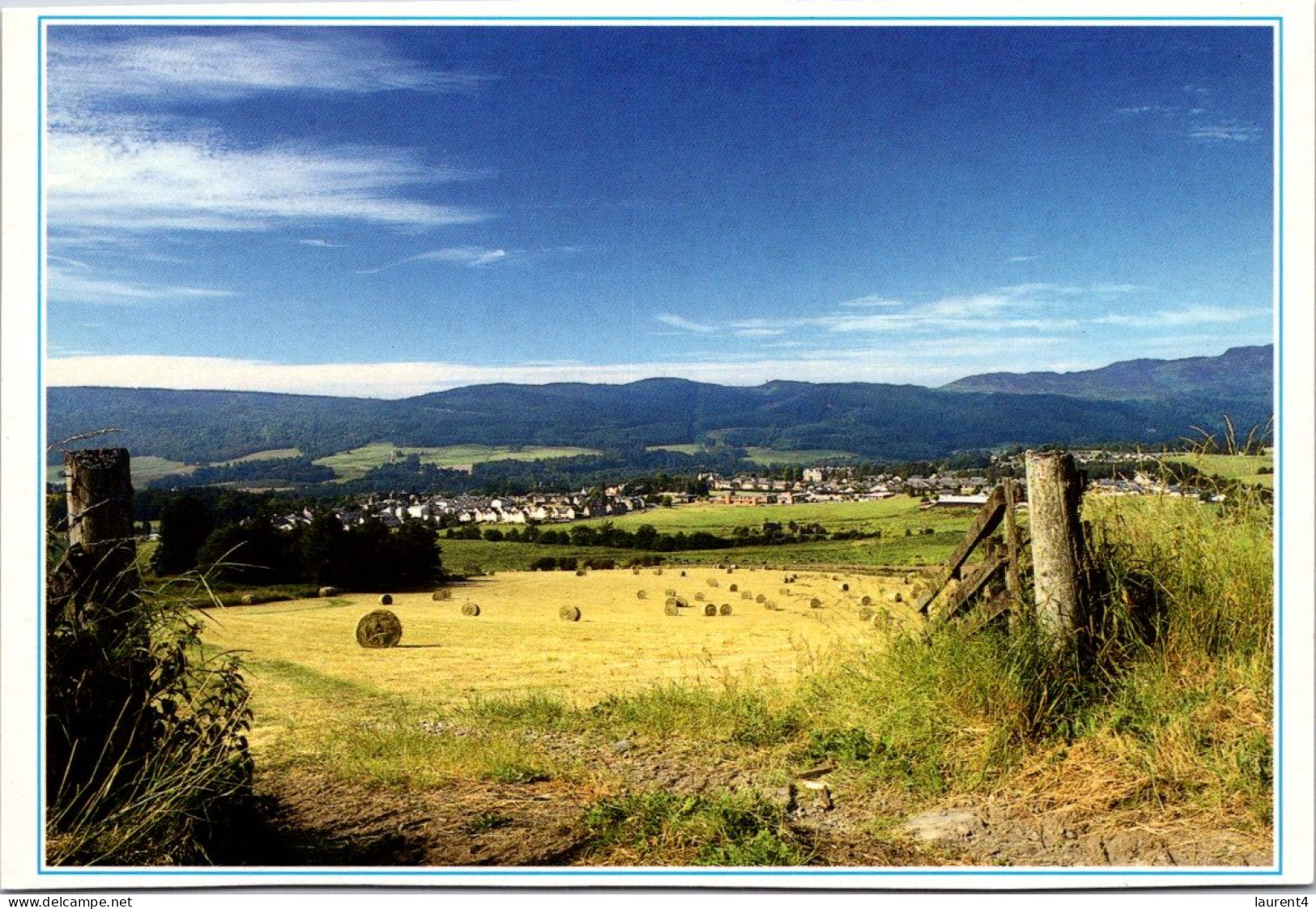 22-7-2023 (3 S 8) UK - Scotland - Dumfries & Pitlochry (2 Postcards) - Dumfriesshire