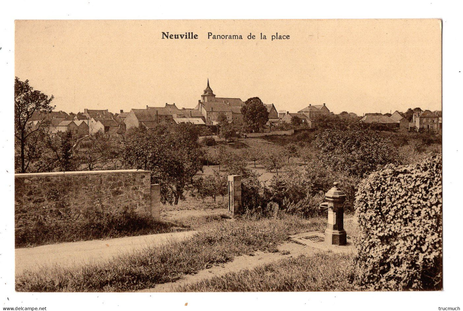 NEUVILLE - Panorama De La Place - Neupré