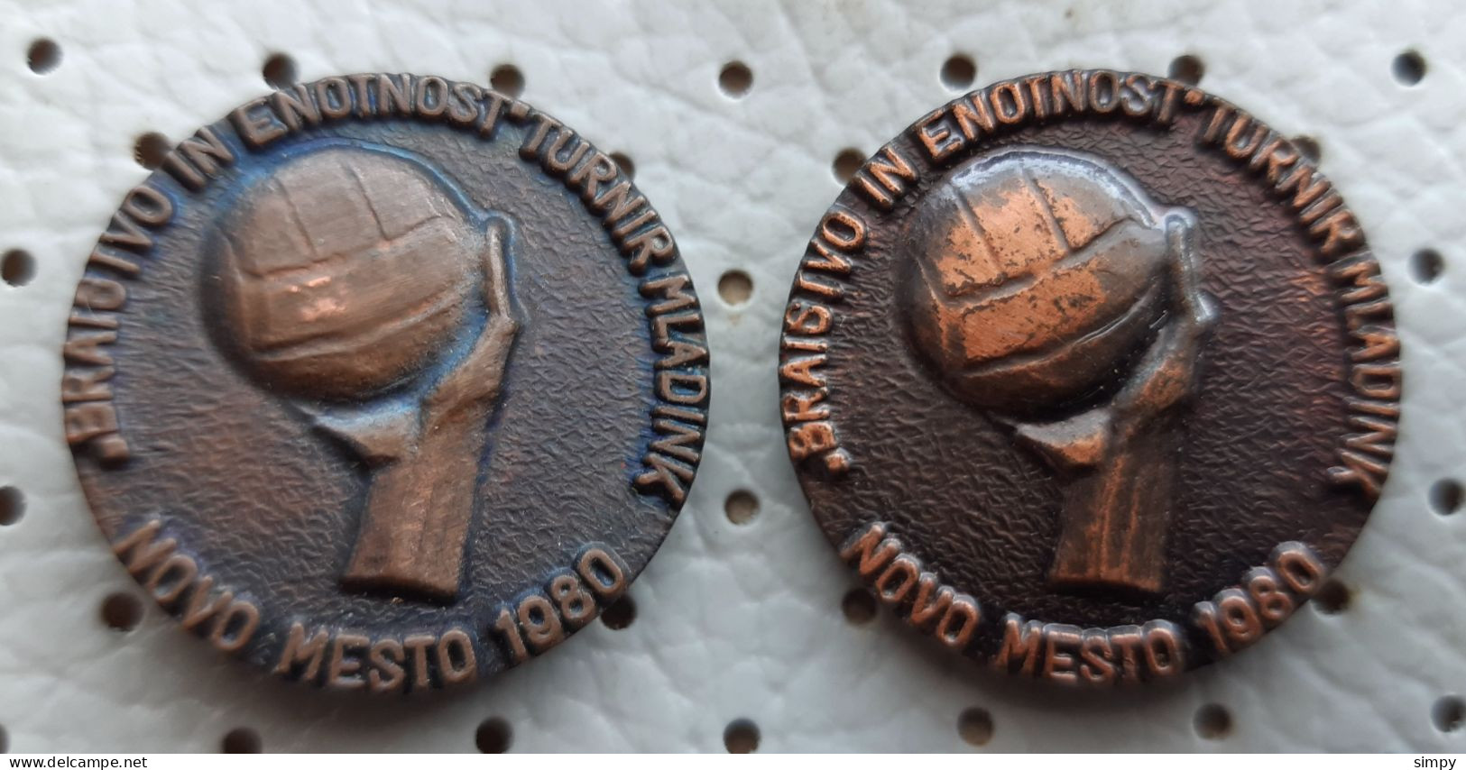 Handball Tournament Bratstvo In  Enotnost Novo Mesto 1980 Slovenia Ex Yugoslavia Pins - Balonmano