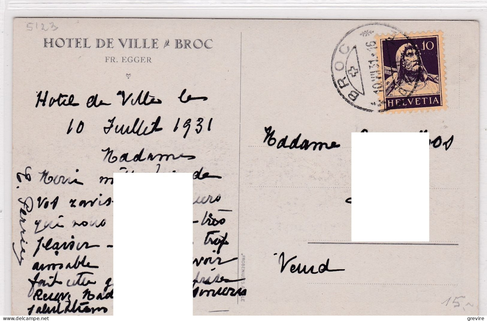 Broc. Hôtel De Ville, Animée. Ancienne Voiture, Car Postal. Carte Dessinée - Broc