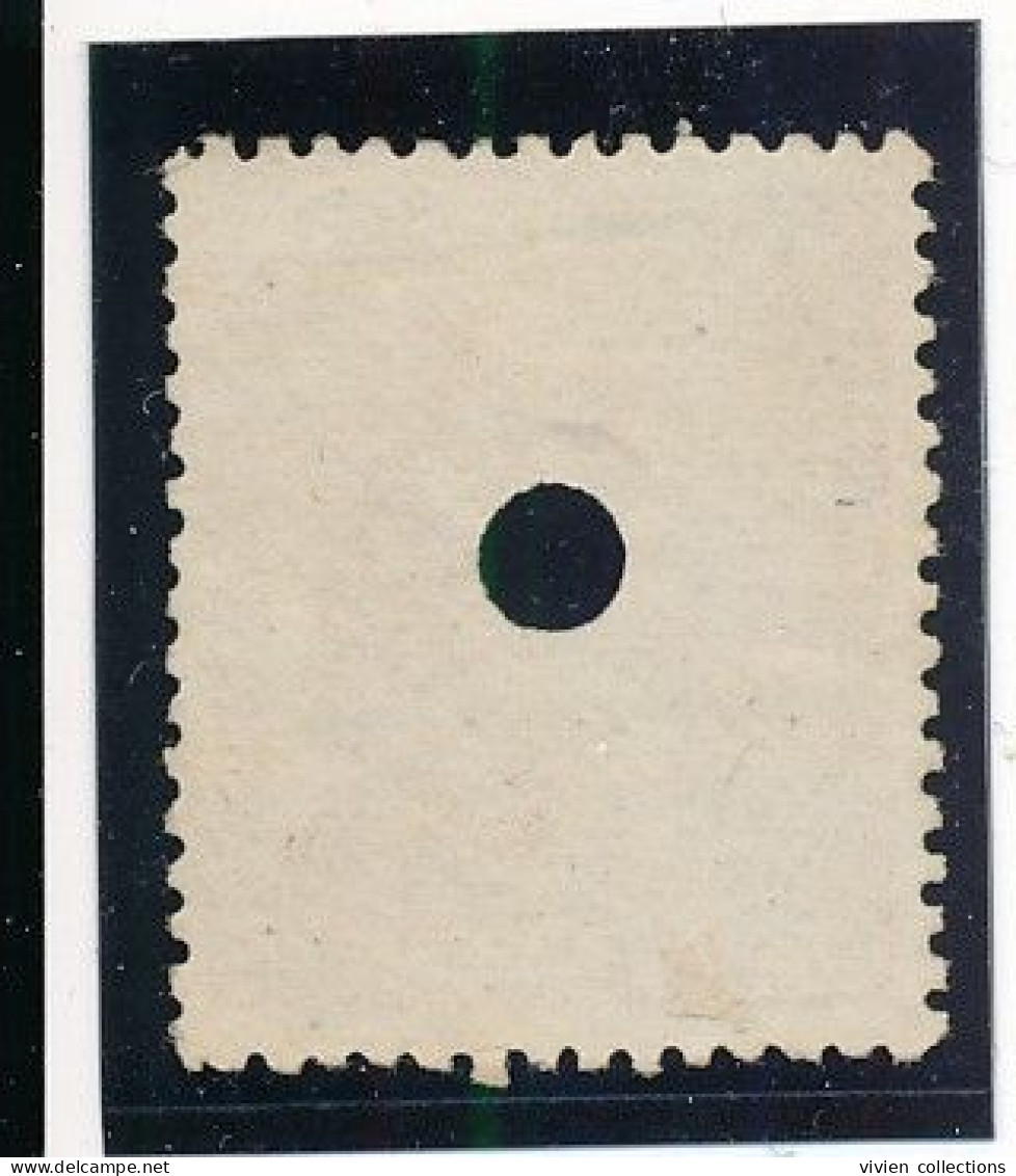 Espagne N° 138 Annulé Par Perforation - Neufs