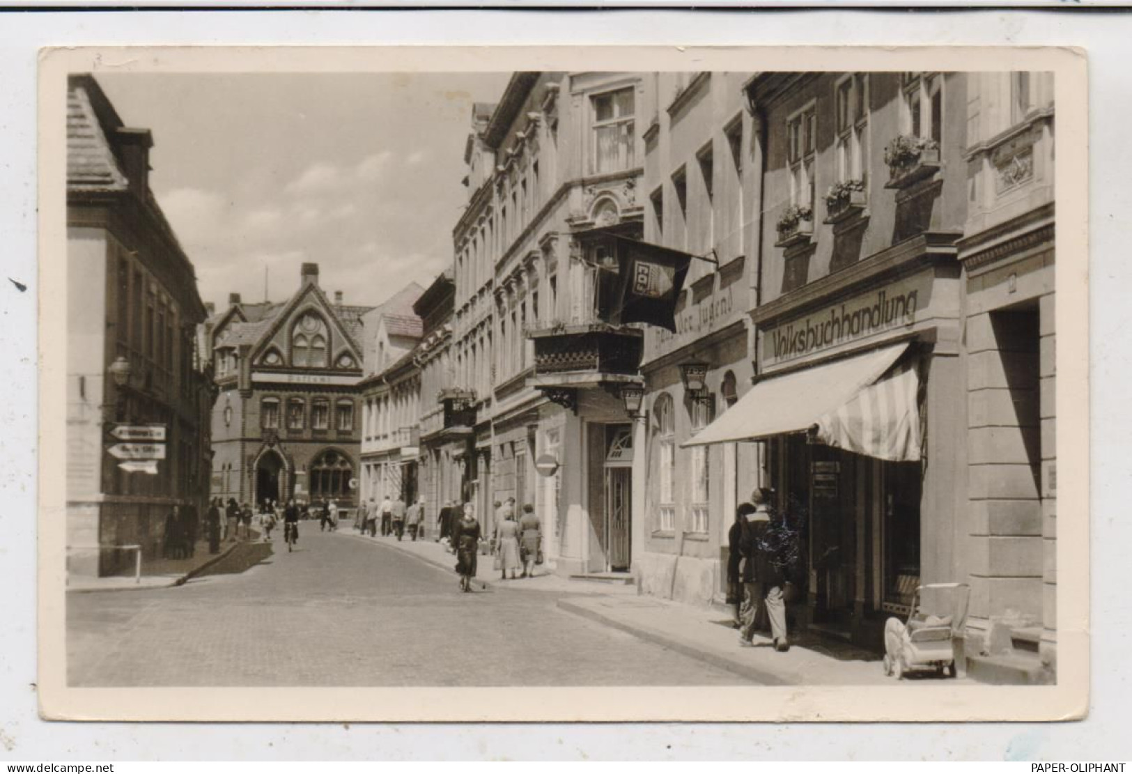 0-2910 PERLEBERG, Poststrasse, Volksbuchhandlung, Haus Der Jugend FDJ-Beflaggung, Postamt - Perleberg