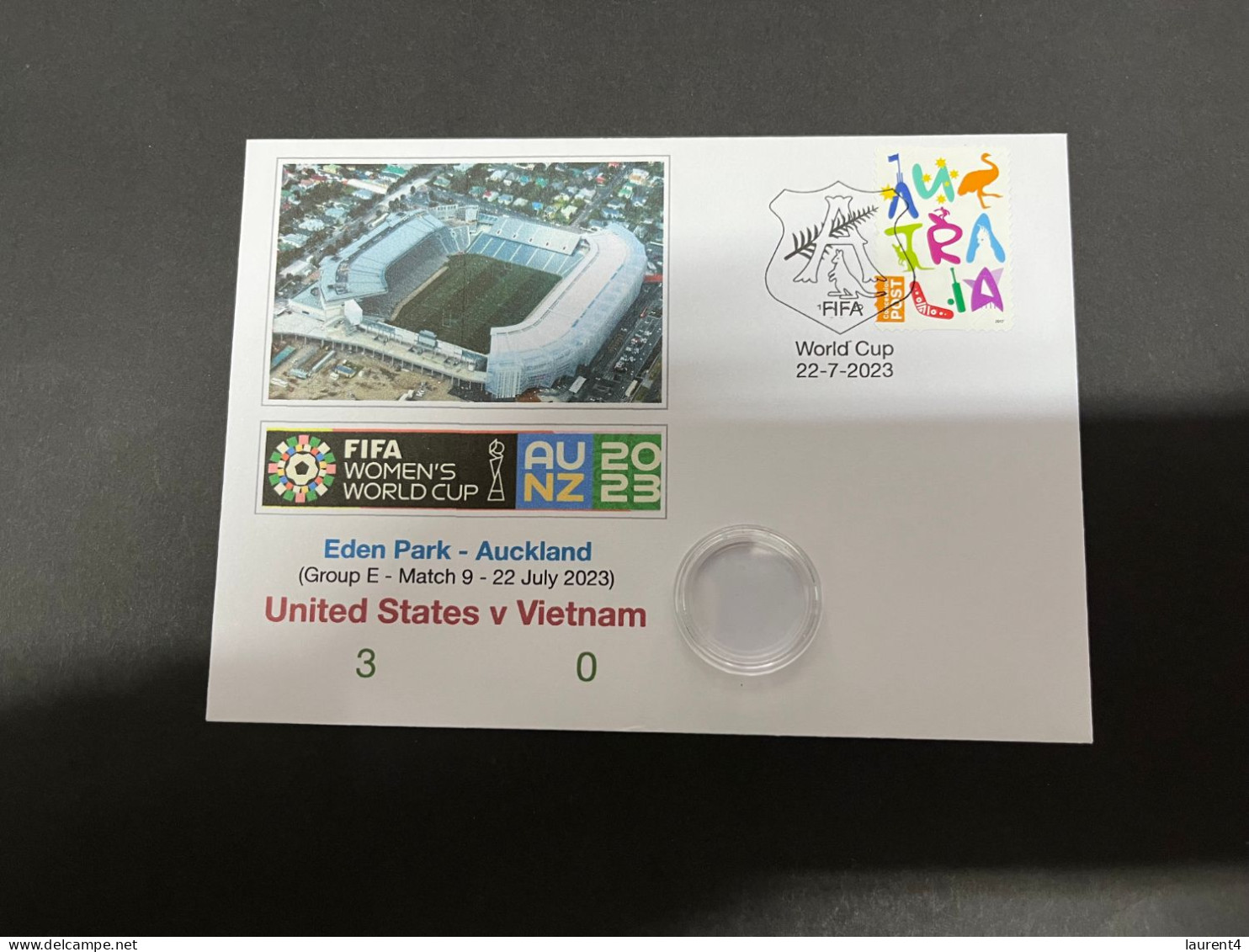 22-7-2023 (3 S 9) FIFA Women's Football World Cup Match 9 (Stamp + Coin) United States (3) V Vietnam (0) - 2 Dollars