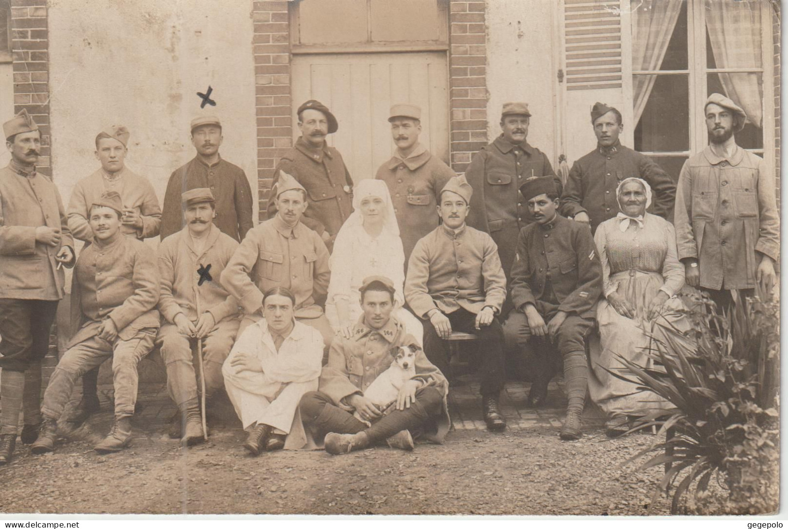 VILLIERS Sur MARNE - Des Militaires Posant En 1917  ( Carte Photo ) - Villiers Sur Marne