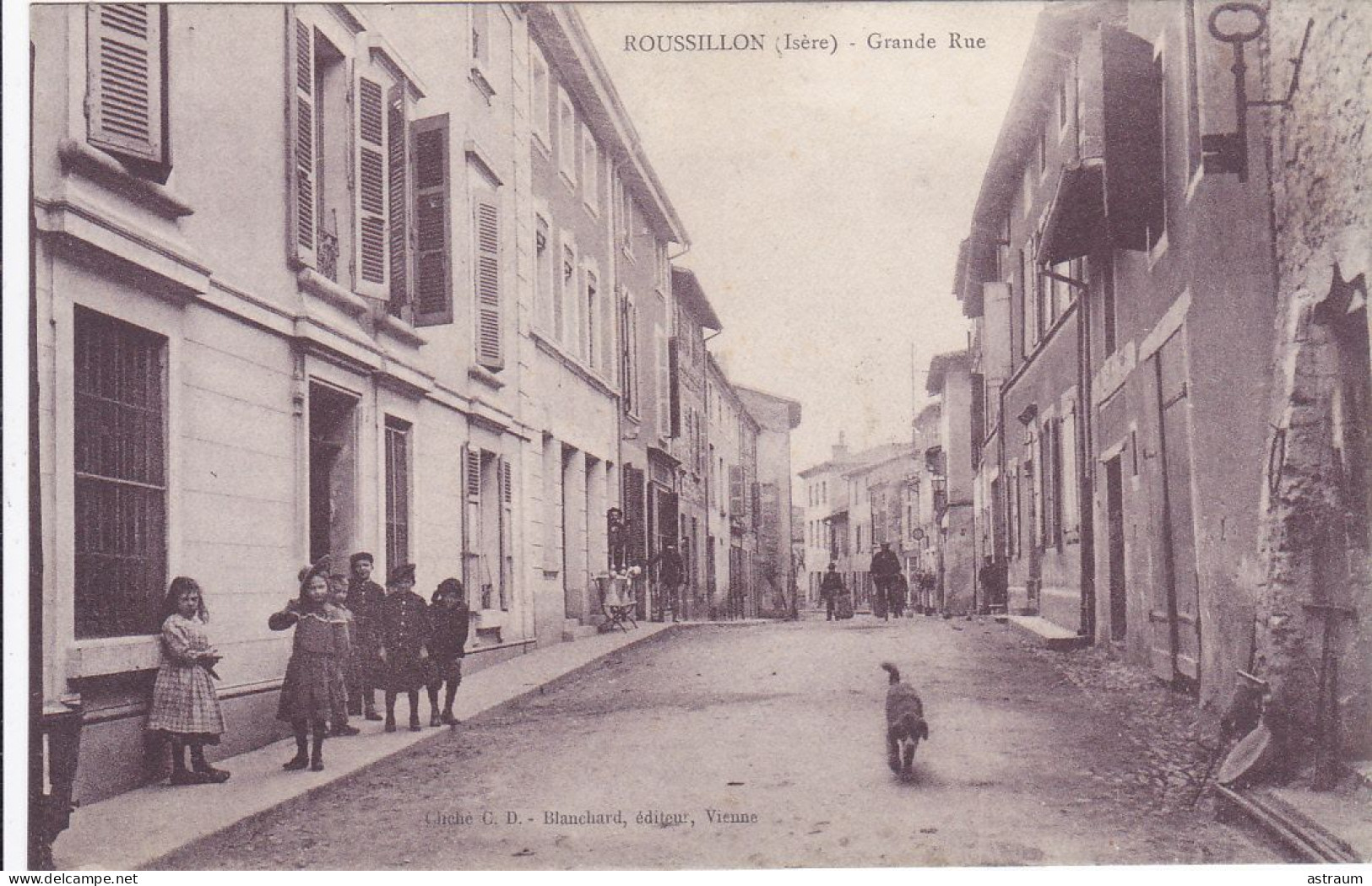 Cpa-38 - Roussillon - Animée - Grande Rue - Grande Clé - Edi Blanchard - Roussillon