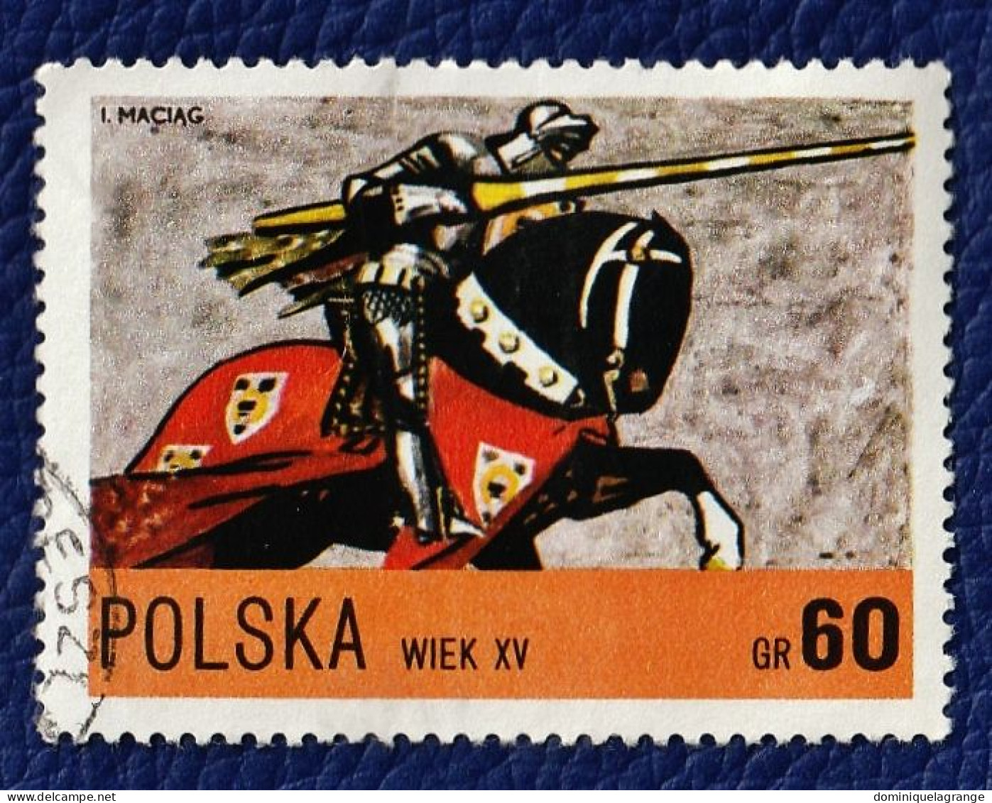 8 timbres de Pologne "sports et "guerriers" de 1957 à 1972