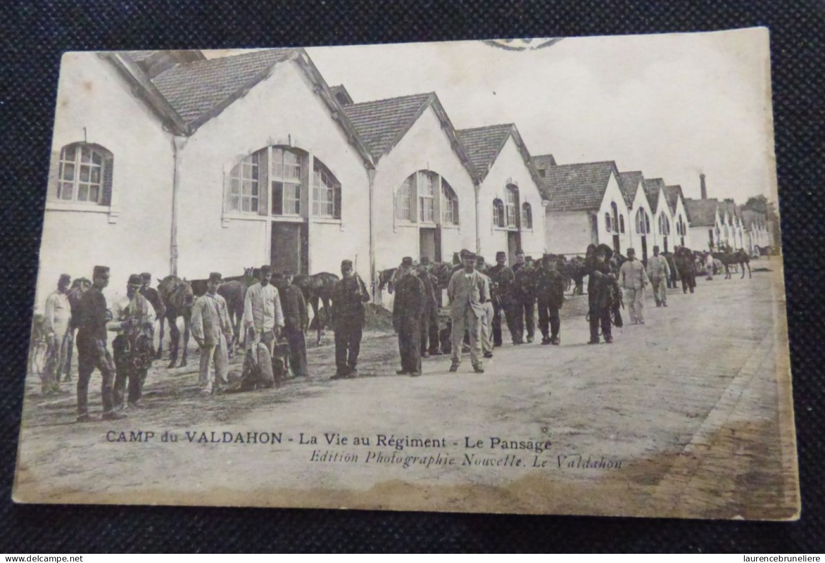 CHARENTE-MARITIME - CAMP DE VALDAHON - LA VIE AU REGIMENT - LE PANSAGE - Sonstige & Ohne Zuordnung