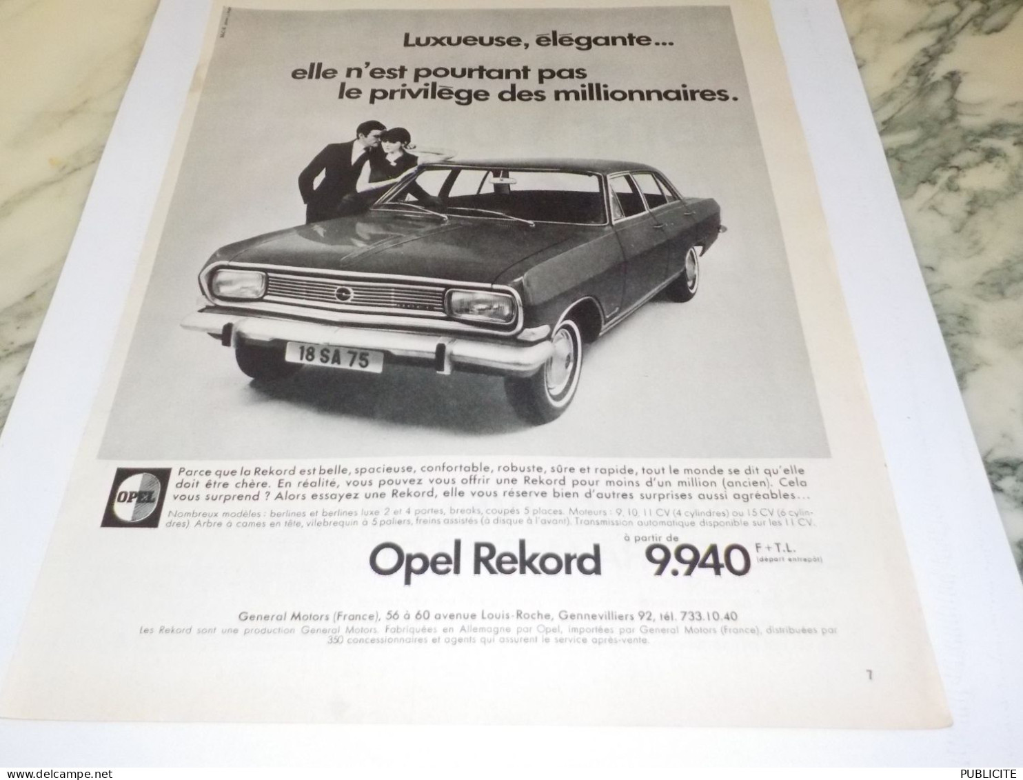 ANCIENNE  PUBLICITE ELEGANTE OPEL RECKORD 1966 - Voitures