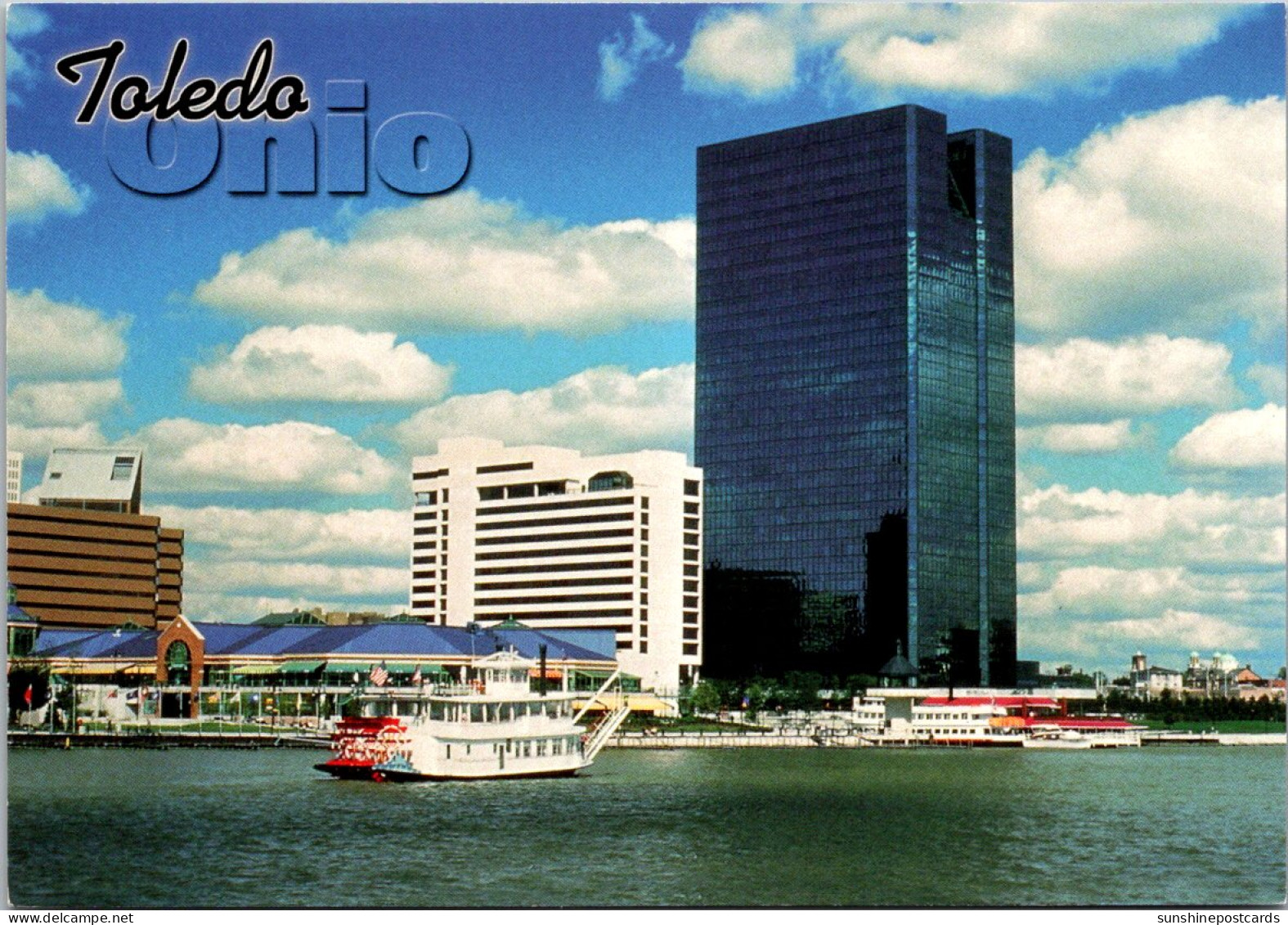 Ohio Toledo View Of River Front With Arawanna Belle Paddle Wheel Riverboat - Toledo