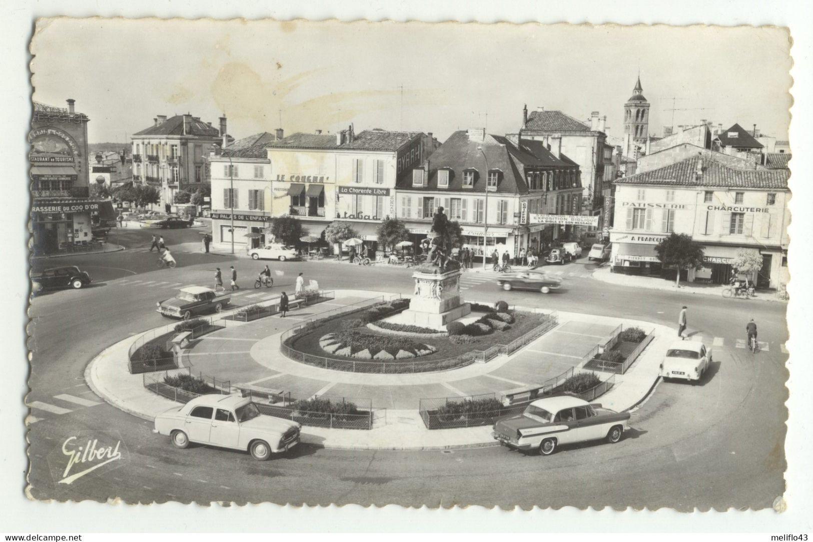 16/ CPSM - Cognac - Place Et Statue François 1er - Cognac