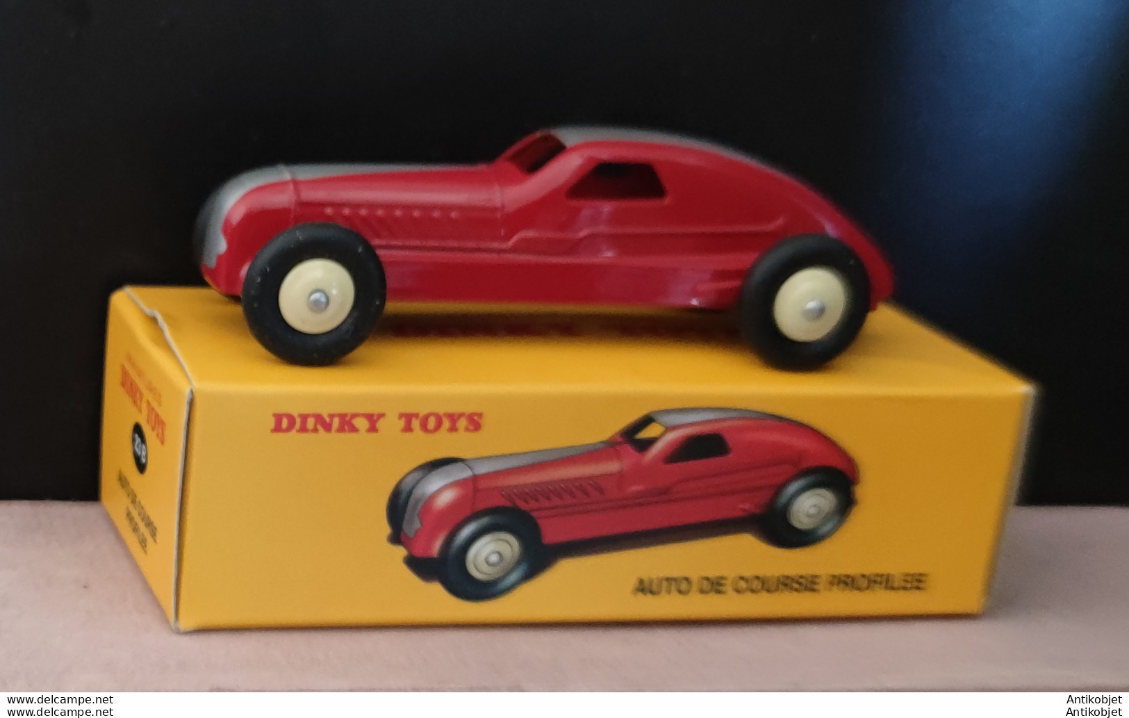 Auto De Course Profilée Rouge  Dinky Toys Atlas 1:43 - L'Intrépide