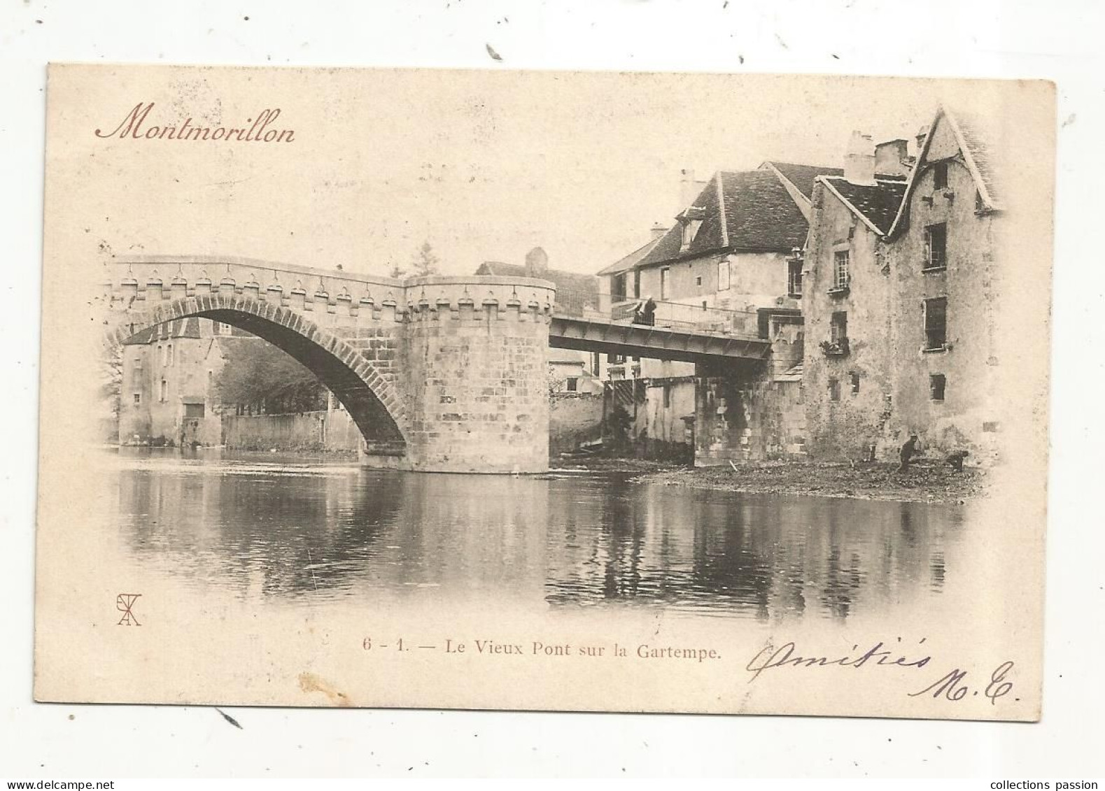 Cp, 86,  MONTMORILLON, Le Vieux Pont Sur La Gartempe, Dos Simple, Voyagée 1902 - Montmorillon