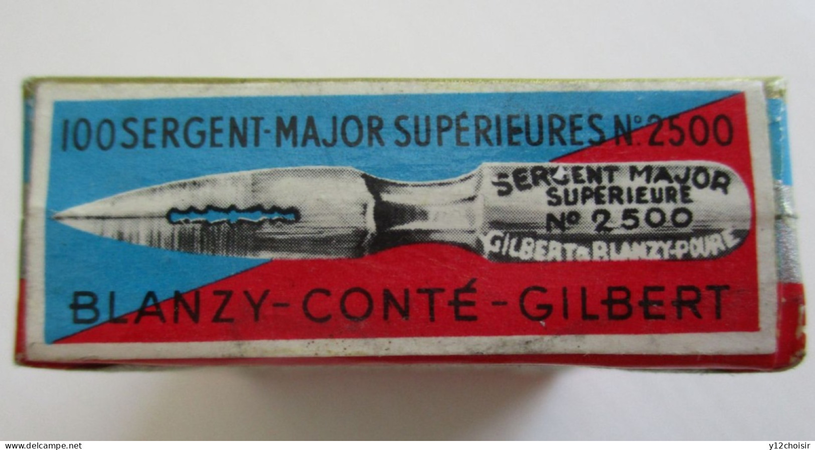 BOITE NEUVE CONTENANT 100 PLUMES SERGENT MAJOR SUPERIEURE BLANZY-CONTE-GILBERT  " BATAILLE DE VALMY 1792 " - Piume