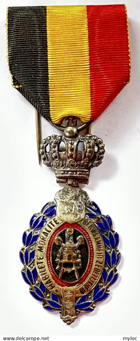 Médaille Décoration Civile. Prévoyance Voorzorg. 2ième Classe. Avec écrin. - Professionnels / De Société