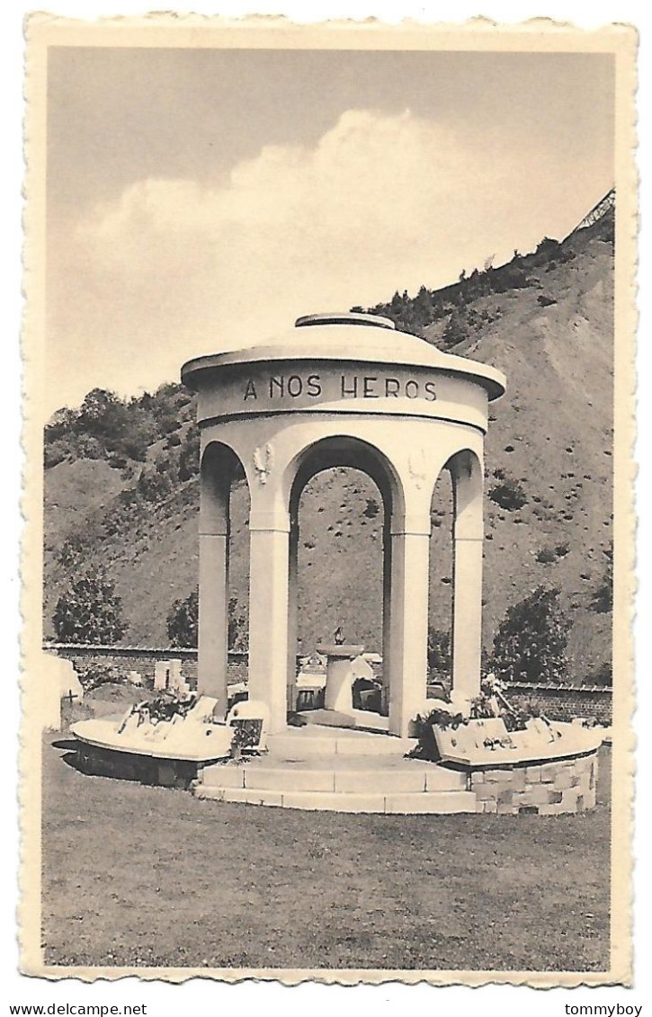 CPA Montegnée, Monument Des Morts - Saint-Nicolas