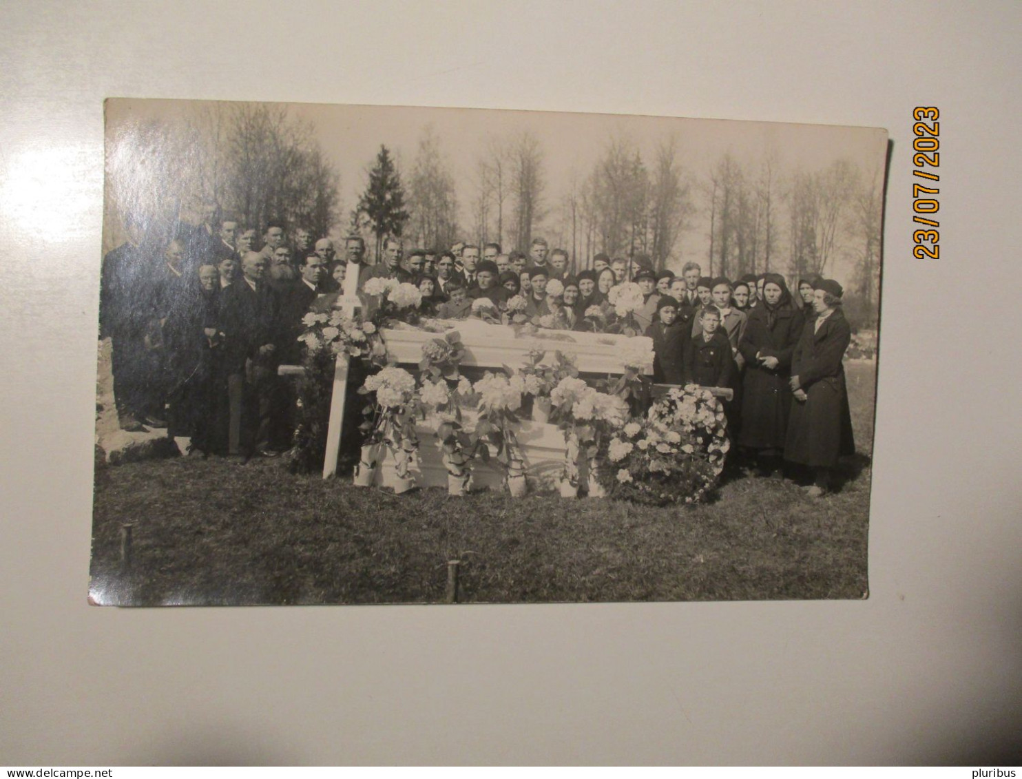 POSTMORTEM FUNERAL , DEAD  WOMAN IN COFFIN  , 13-1 - Funerali