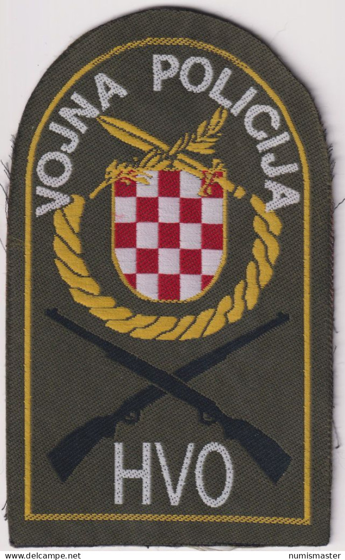 BOSNIA , HVO ,  MILITARY POLICE SLEEVE PATCH 85 X 123 Mm - Patches