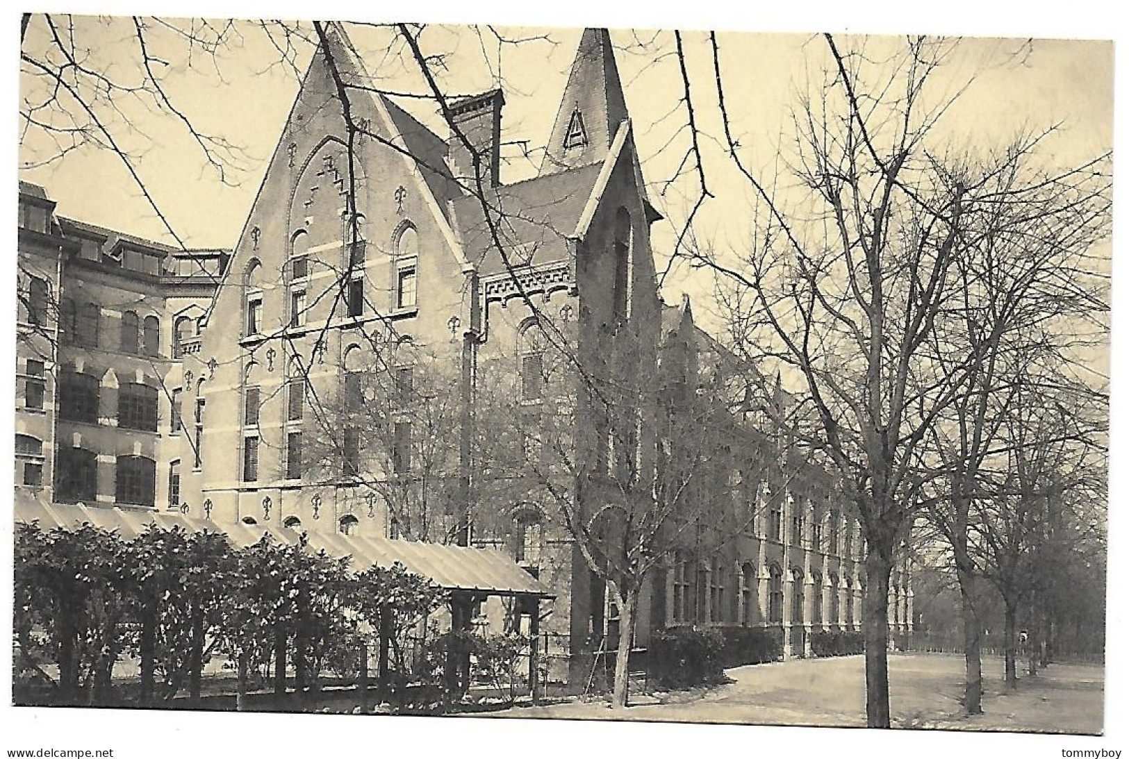 CPA Etterbeek-Bruxelles, Ecole Adoptée St. Joseph - Etterbeek