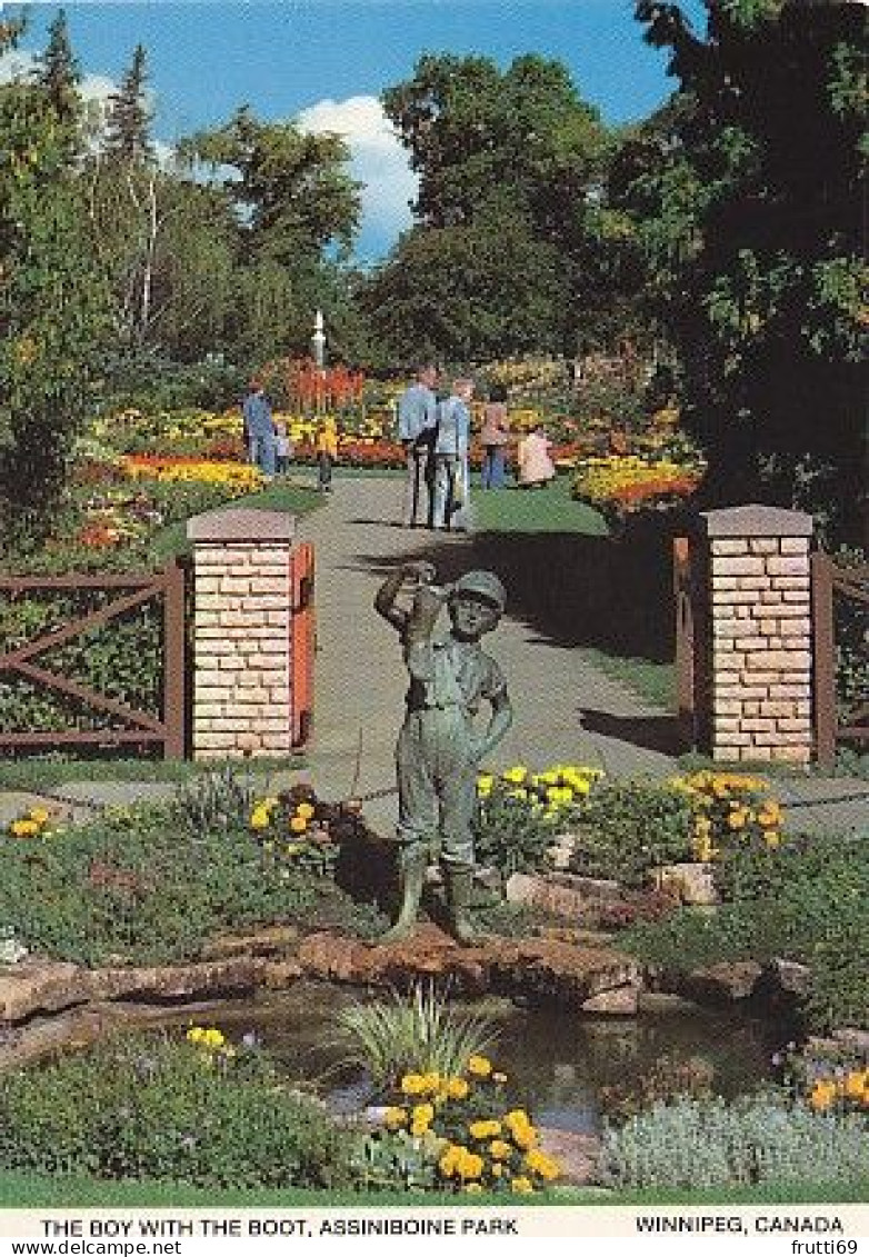 AK148971 CANADA - Manitoba - Winnipeg - Assiniboine Park - The Boy With The Boot - Winnipeg