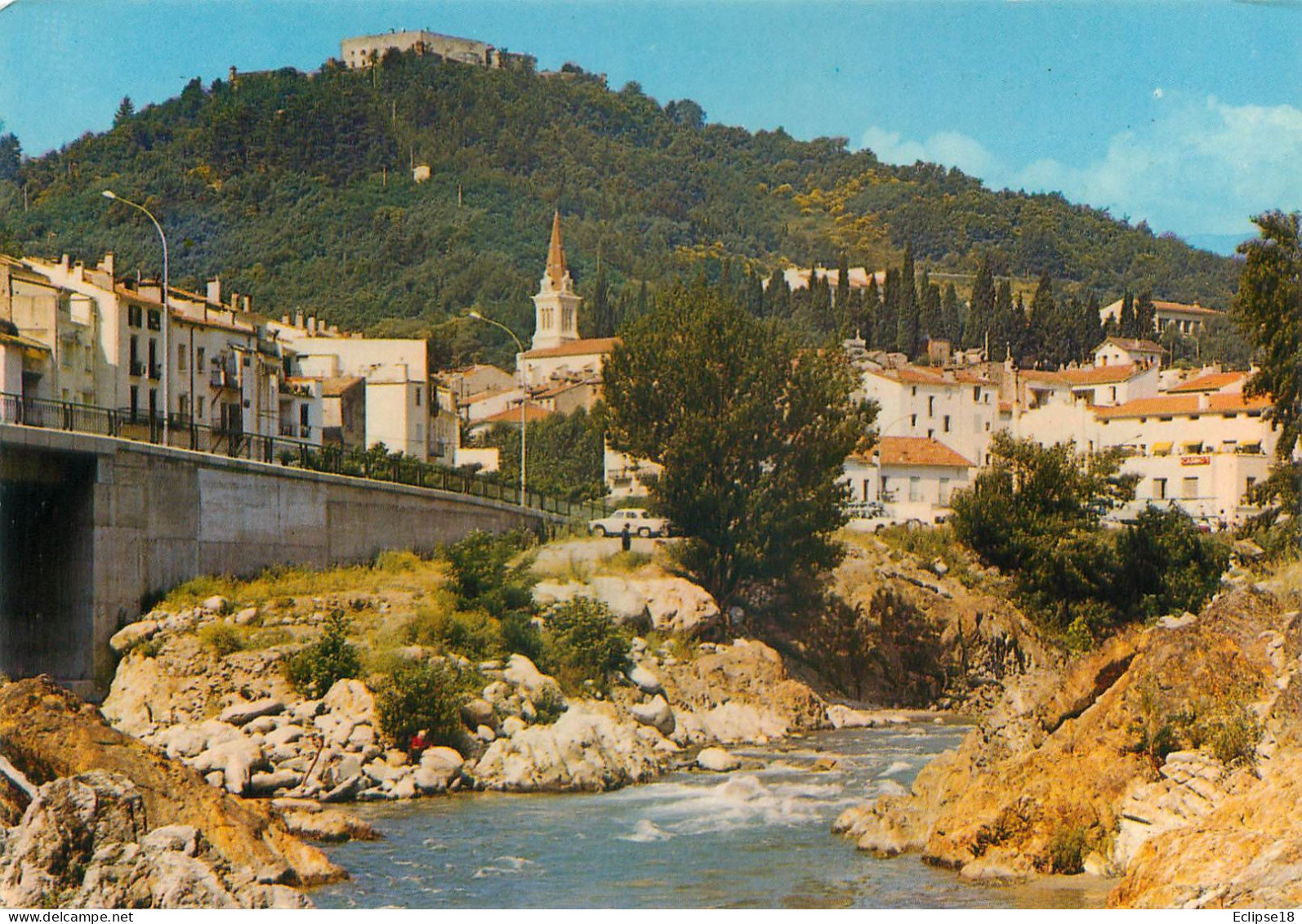 Amelie Les Bains - Le Tech - L' Eglise Et Le Port    O 1017 - Amélie-les-Bains-Palalda