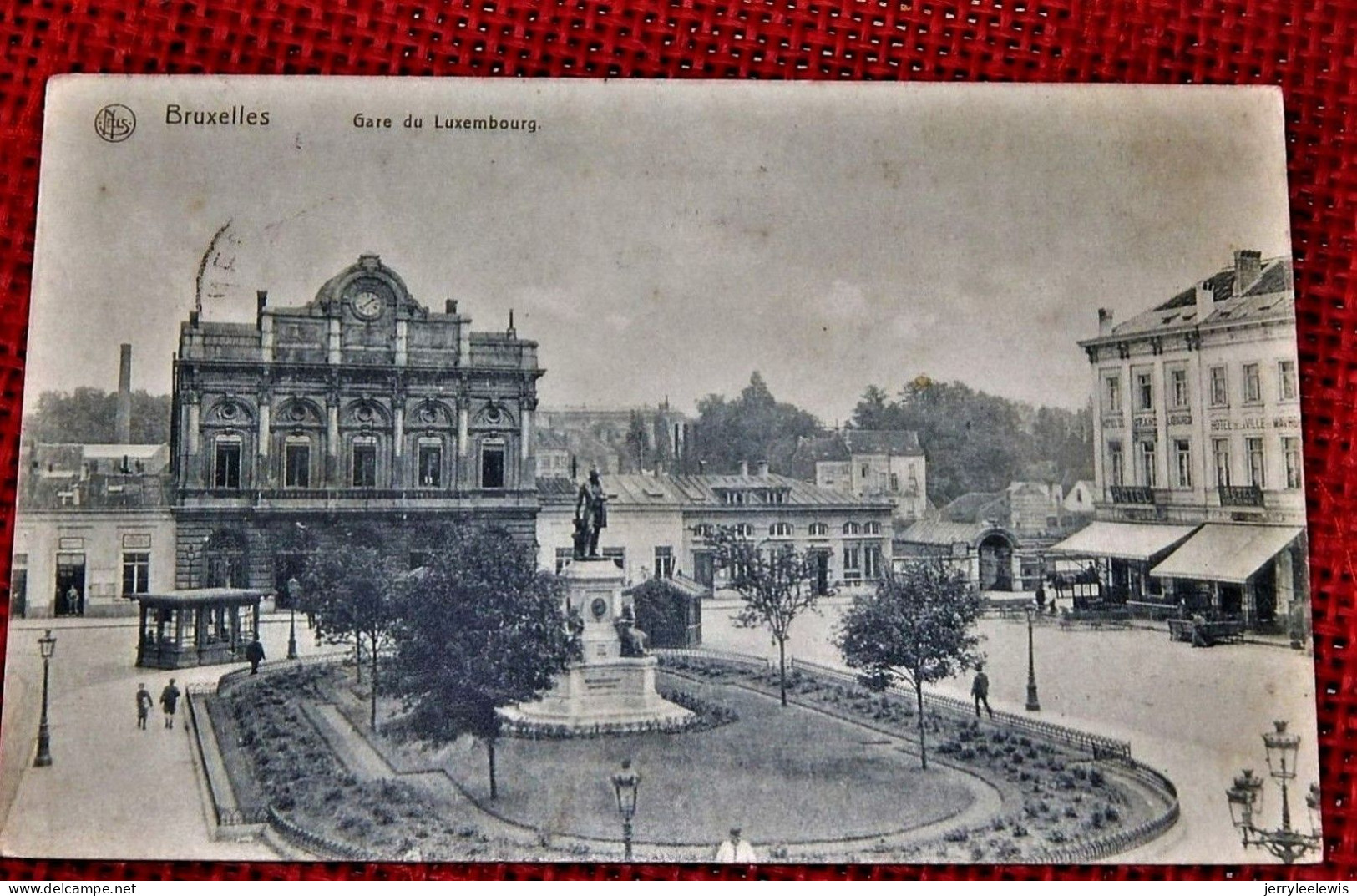 BRUXELLES  -  Gare Du Luxembourg - Chemins De Fer, Gares