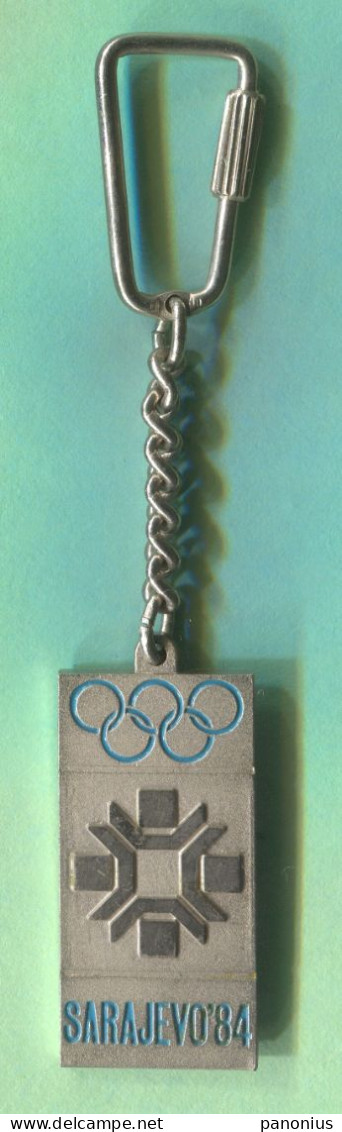 Olympiade - Olympic Games 1984. Sarajevo Yugoslavia, Vintage Keychain Keyring - Bekleidung, Souvenirs Und Sonstige