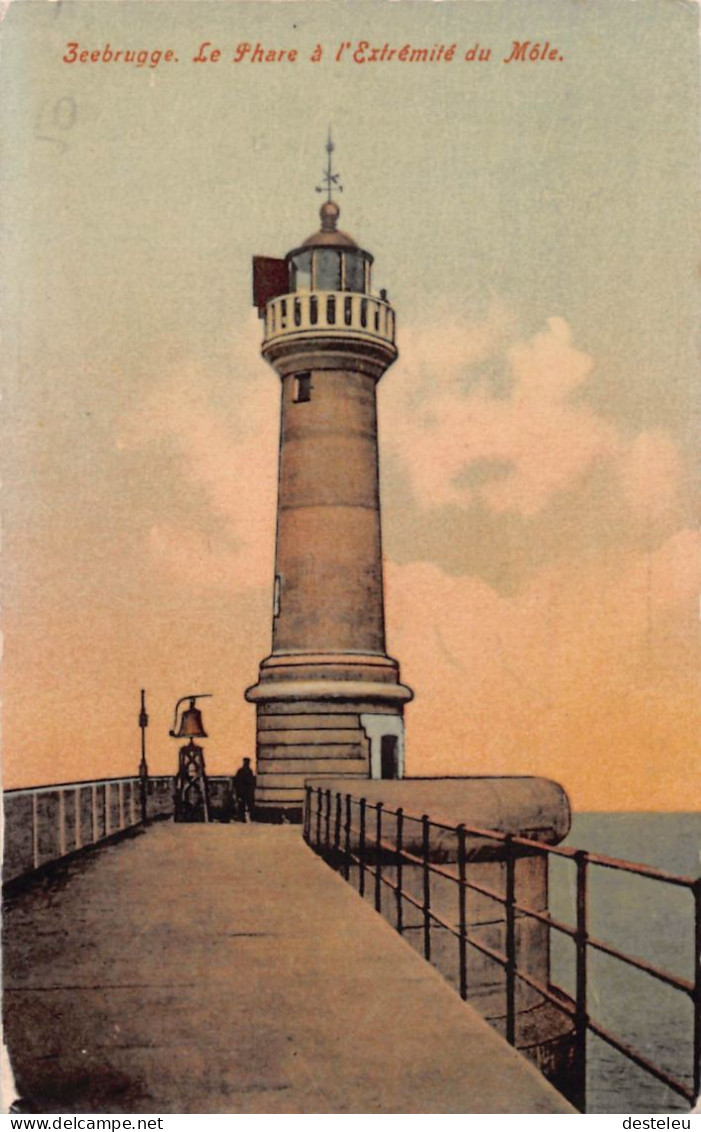 Le Phare à L'Estrémité Du Môle - Zeebrugge - Zeebrugge