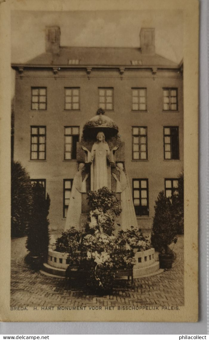 Breda (N - Br.)   H. Hart Monument Voor Het Bisschoppelijk Paleis 1929 - Breda