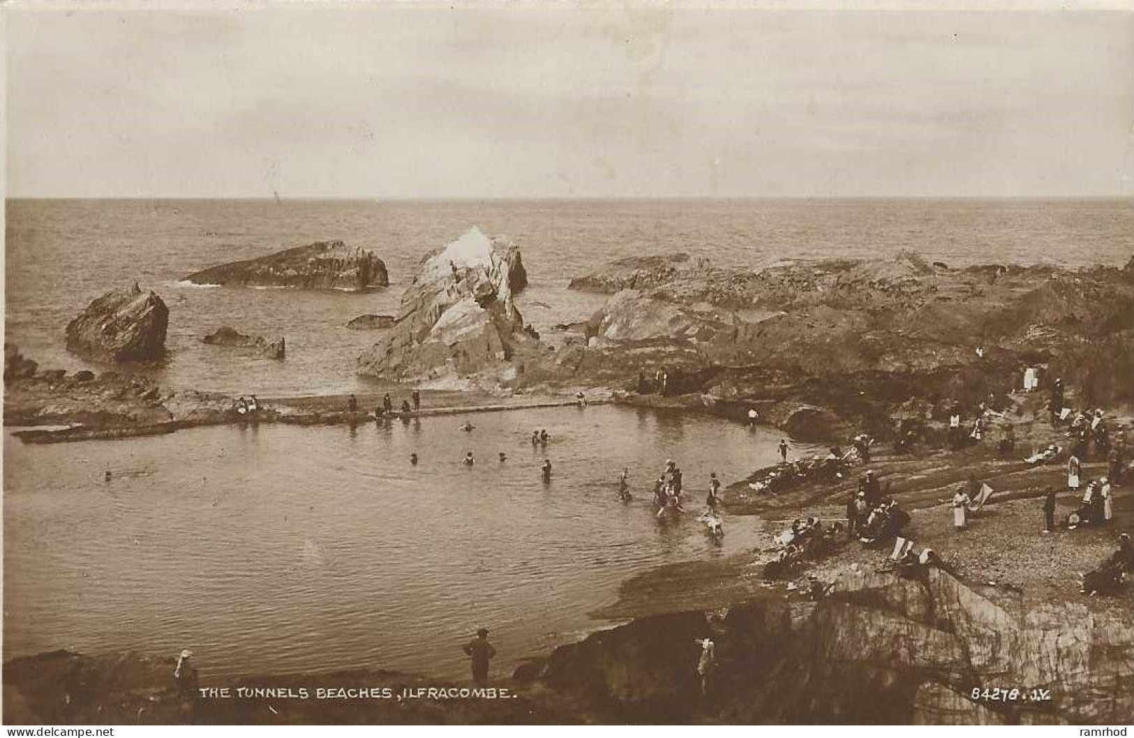 ILFRACOMBE, The Tunnels Beaches (Publisher - Valentine's) Date - Unknown, Unused (Vintage, Real Photograph) - Ilfracombe