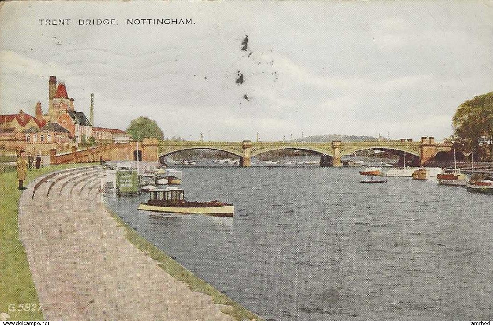 NOTTINGHAM, Trent Bridge (Publisher - Valentine's) Date - June 1948, Unused (Vintage) - Nottingham