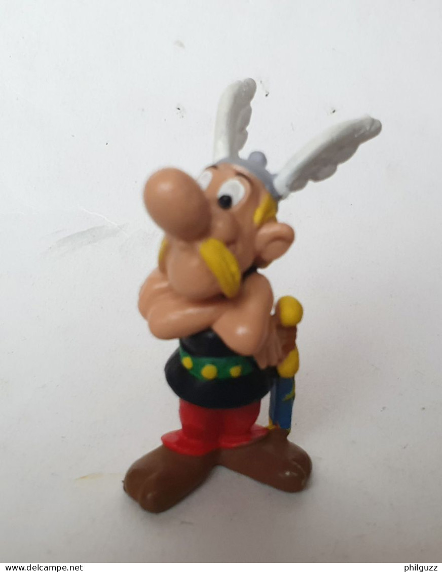 FIGURINE ASTERIX BRAS CROISES MD TOYS 1994 TBE (1) - Asterix & Obelix