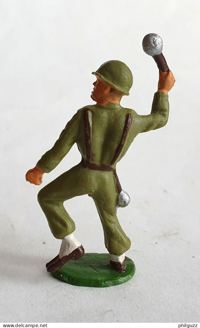 SOLDAT FIGURINE FIG STARLUX FANTASSIN 01 Grenadier Terrasse Ronde 1954 (1)  SR MC - Starlux