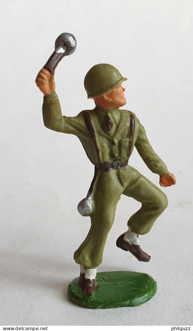 SOLDAT FIGURINE FIG STARLUX FANTASSIN 01 Grenadier Terrasse Ronde 1954 (2)  SR MC - Starlux