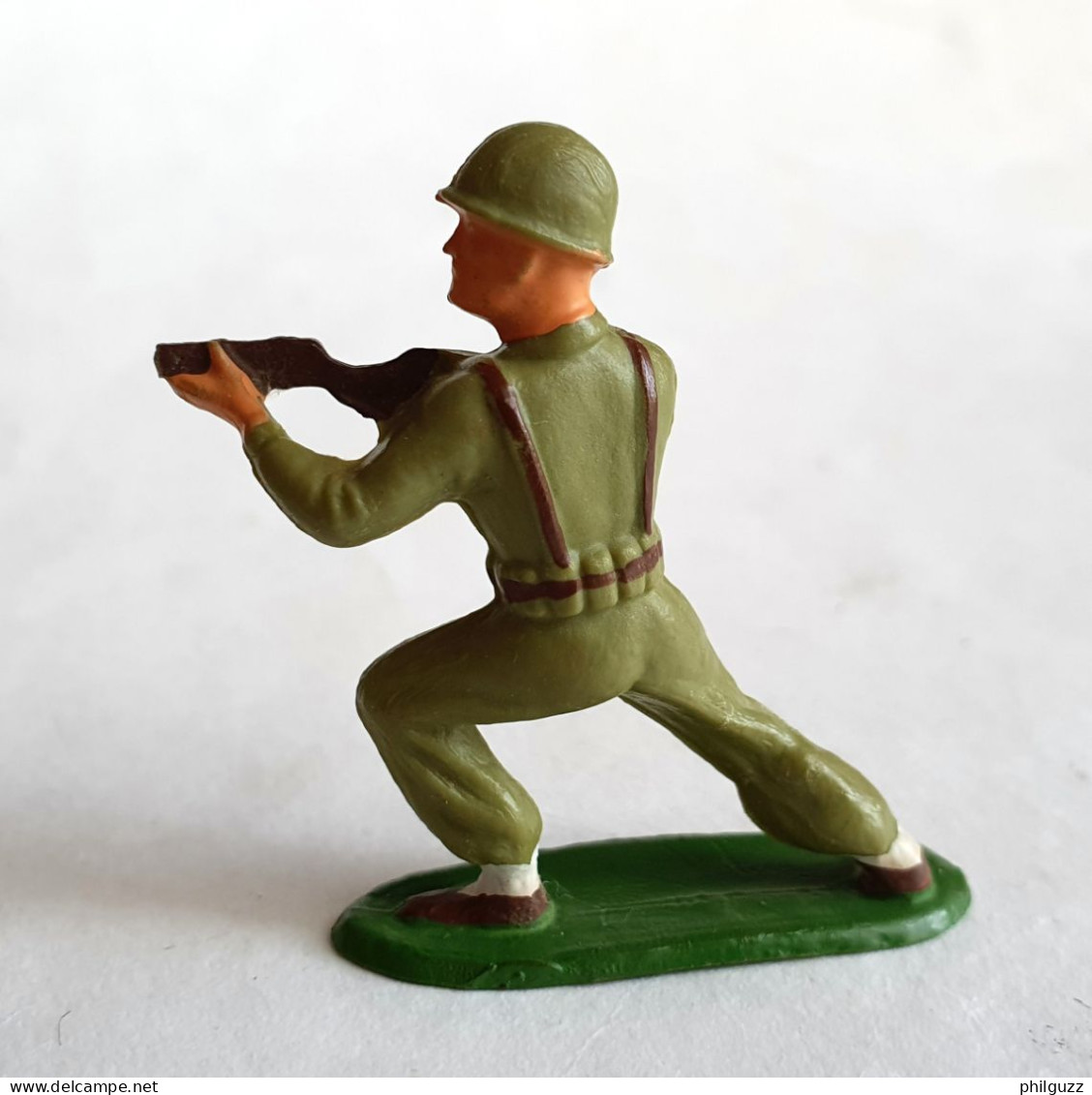 SOLDAT FIGURINE FIG STARLUX FANTASSIN 01 Tireur Fusil Debout Terrasse Ronde 1954 Fusil Cassé (4) SR MC - Starlux