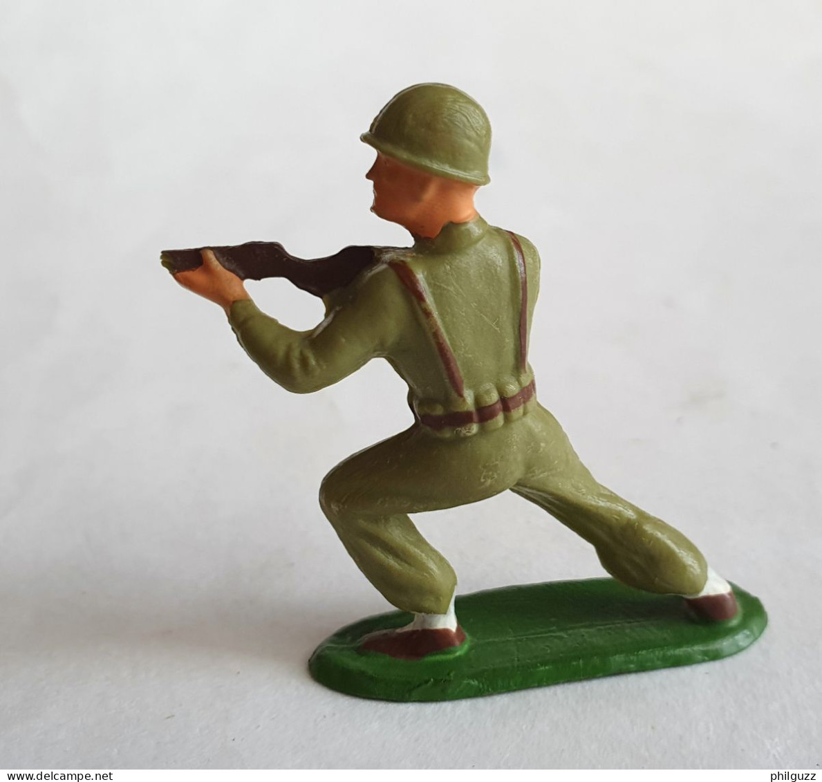 SOLDAT FIGURINE FIG STARLUX FANTASSIN 01 Tireur Fusil Debout Terrasse Ronde 1954 Fusil Cassé (5) SR MC - Starlux