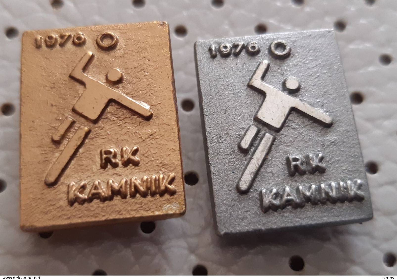 Handball Club RK Kamnik 1976  Slovenia  Pins - Handball