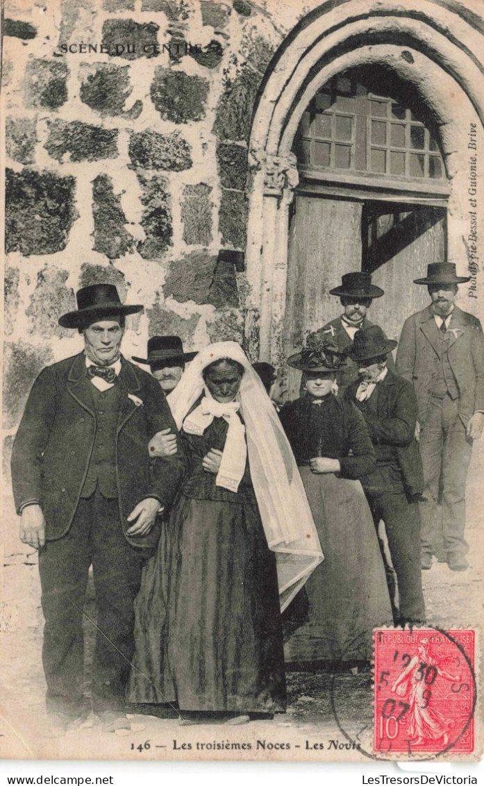 NOCES - Les Troisièmes Noces - Les Novis - Eglise - Mariés - Carte Postale Ancienne - Hochzeiten