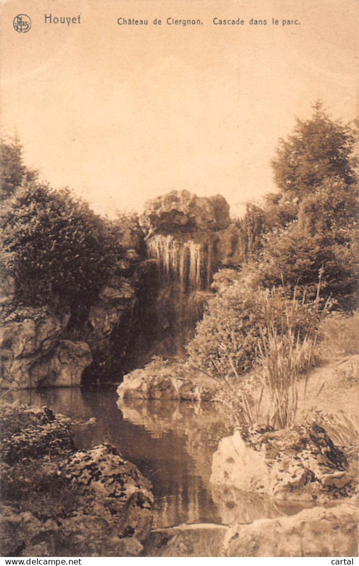 Houtet - Château De Ciergnon - Cascade Dans Le Parc. - Houyet