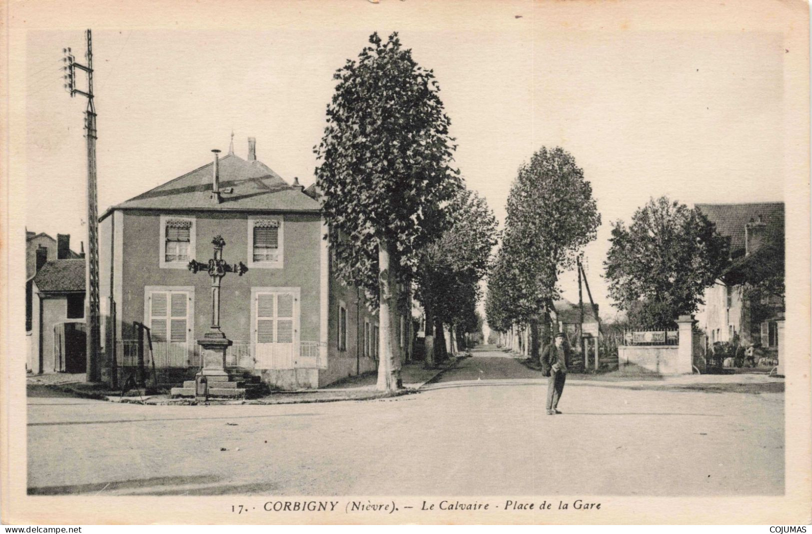 58 - CORBIGNY - S19941 - La Calvaire - Place De La Gare - Corbigny