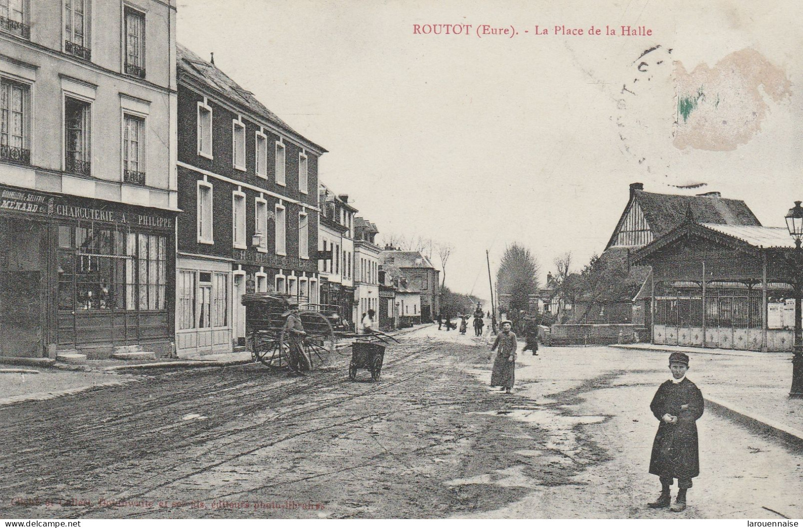 27 - ROUTOT - La Place De La Halle - Routot