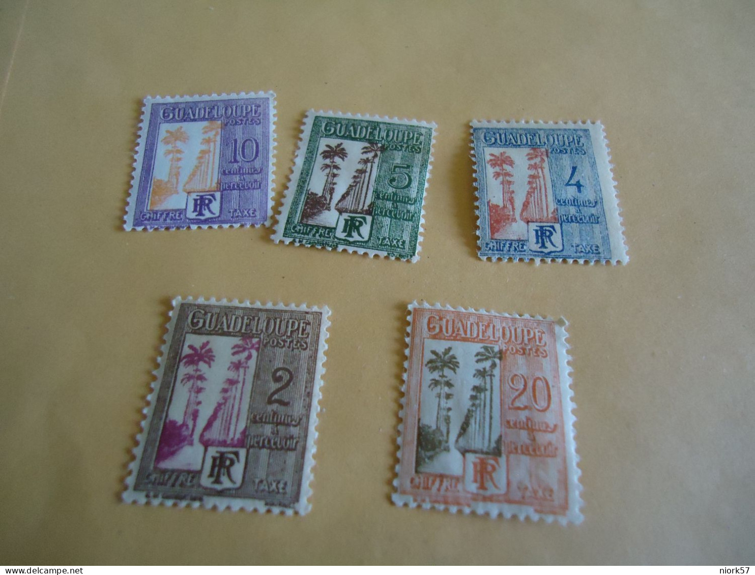 GUADELOUPE  MLN 5 STAMPS ARMS  TAXE - Other & Unclassified
