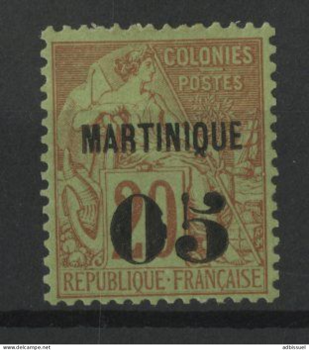 MARTINIQUE N° 4 " 05 " Sur 20 Ct Brique Sur Vert Neuf * (MH) Cote 22 € TB - Ongebruikt