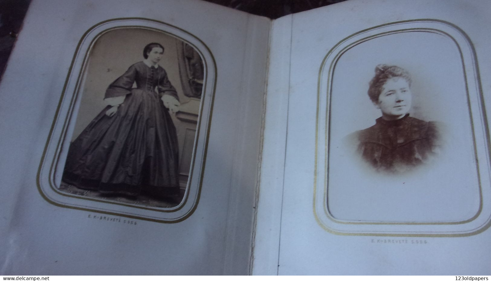 LOT DE 2 ALBUMS CDV COMPLET BON ETAT SECOND EMPIRE FAMILLE SCHRAMM FEMME ROBE RELIGIEUX NOMMEES GENEALOGIE