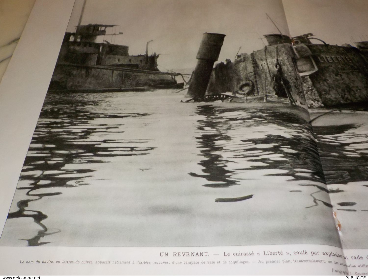 PHOTO UN REVENANT CUIRASSE LIBERTE A TOULON 1923 - Boats