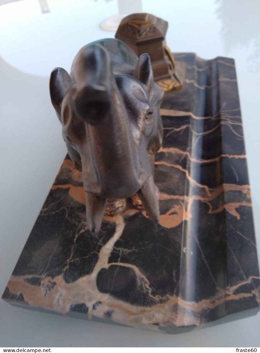 Grand Encrier En Acier (bronze?) éléphant, Encrier Avec Récipient Et Couvercle, Socle En Marbre - Encriers