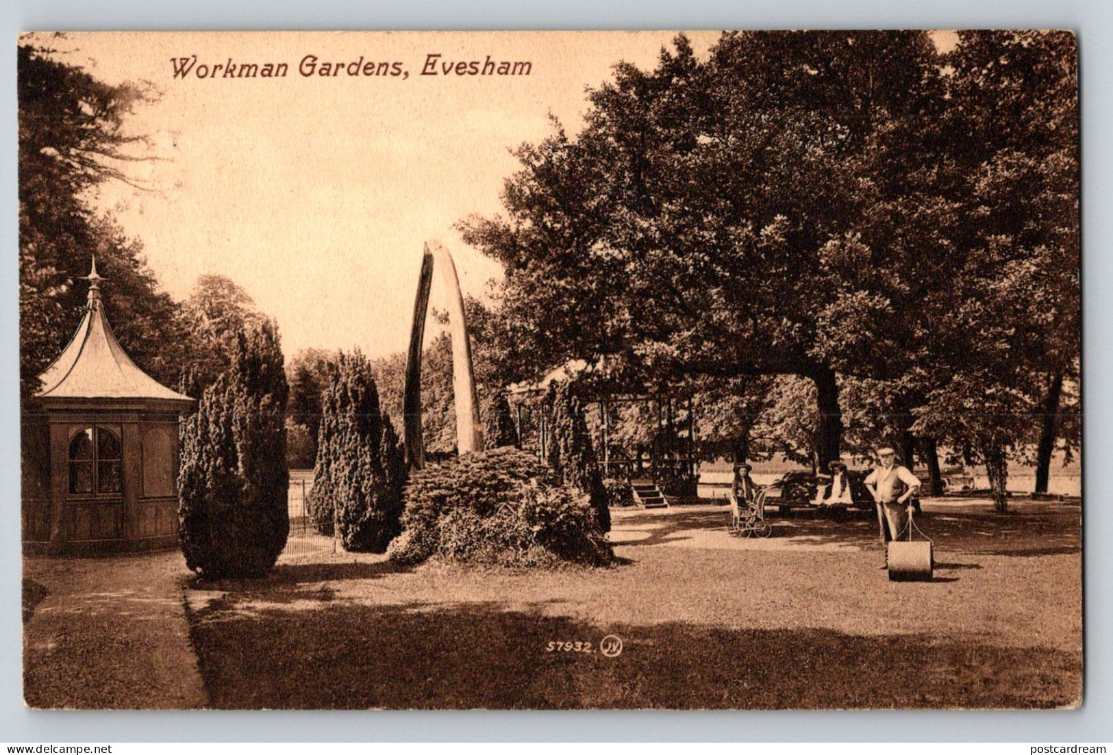 Evesham, Worcestershire, 1915 Gardens England UK Postcard - Evesham