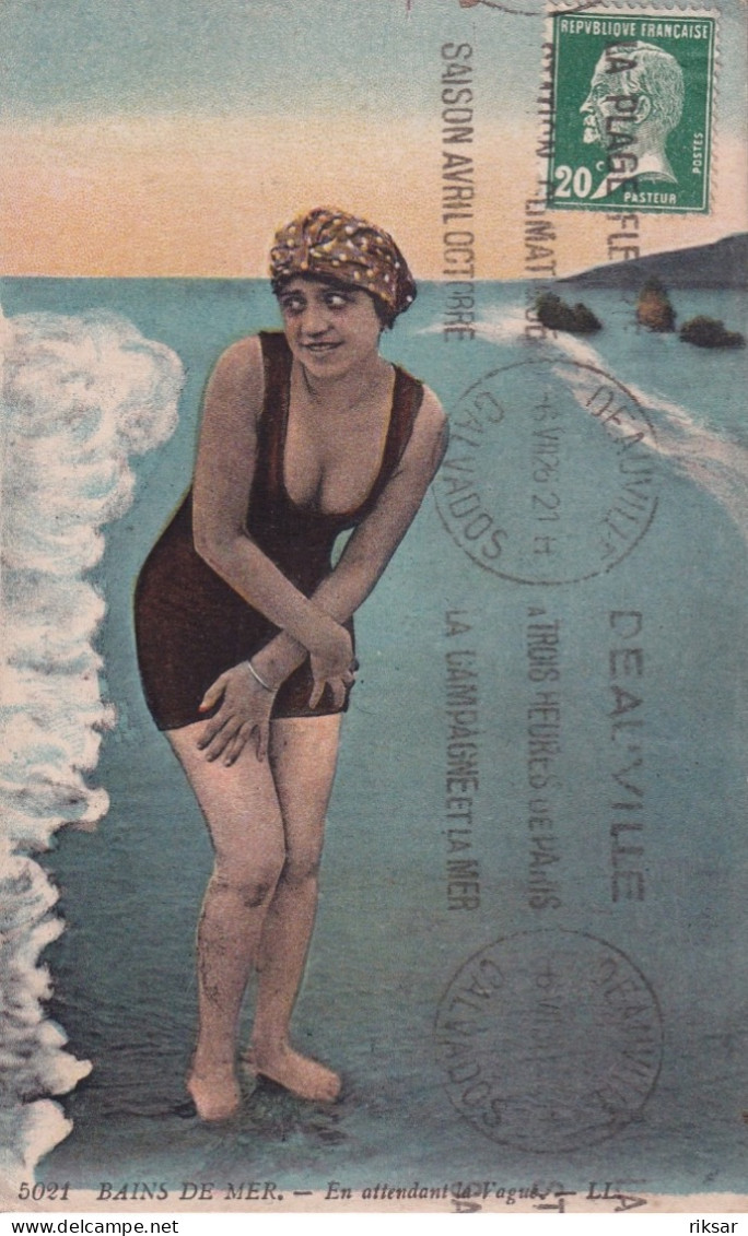 BAIGNEUSE - Swimming
