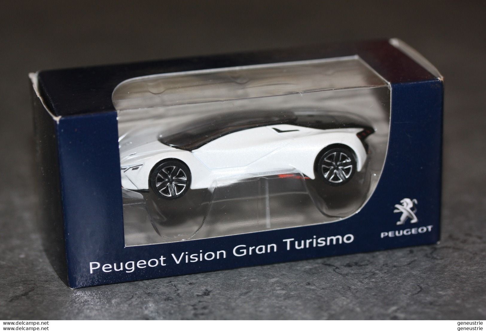 Voiture Miniature Blanche "Peugeot Vision Gran Turismo 1/64e / 3 Inches Norev - Vision GT 2015" PSA - Norev