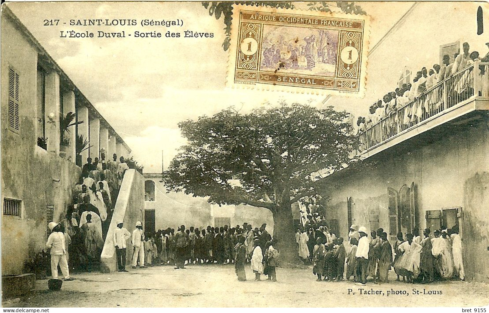 SENEGAL TRES GROSSE ANIMATION à L ECOLE DUVAL DE SAINT LOUIS SORTIE DES ELEVES VOIR TIMBRE - Sénégal